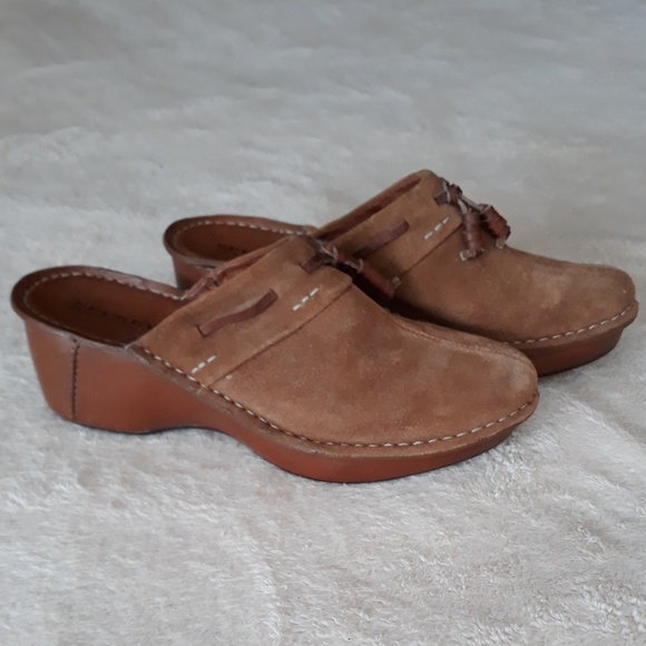 sperry clogs